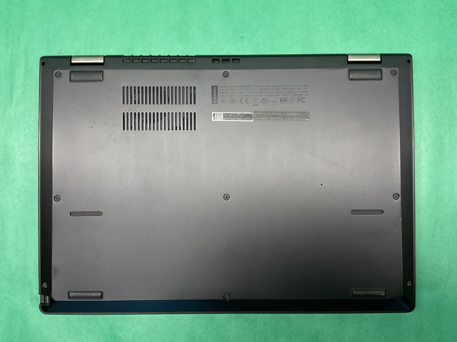 Lenovo Yoga L380 i5-8250u – Powers On – NO HARD DRIVE- Untested