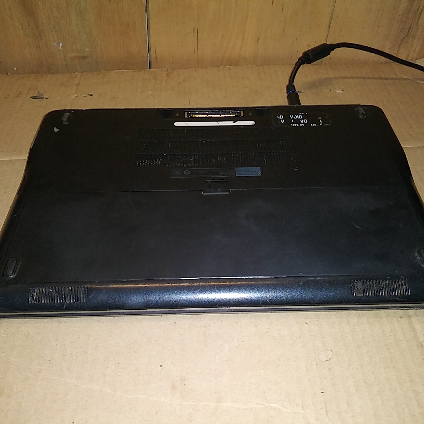 Dell Latitude E7240 Laptop Parts/Repair BOOTS Core i7-4600U 2.1GHz 8GB RAM NO HD