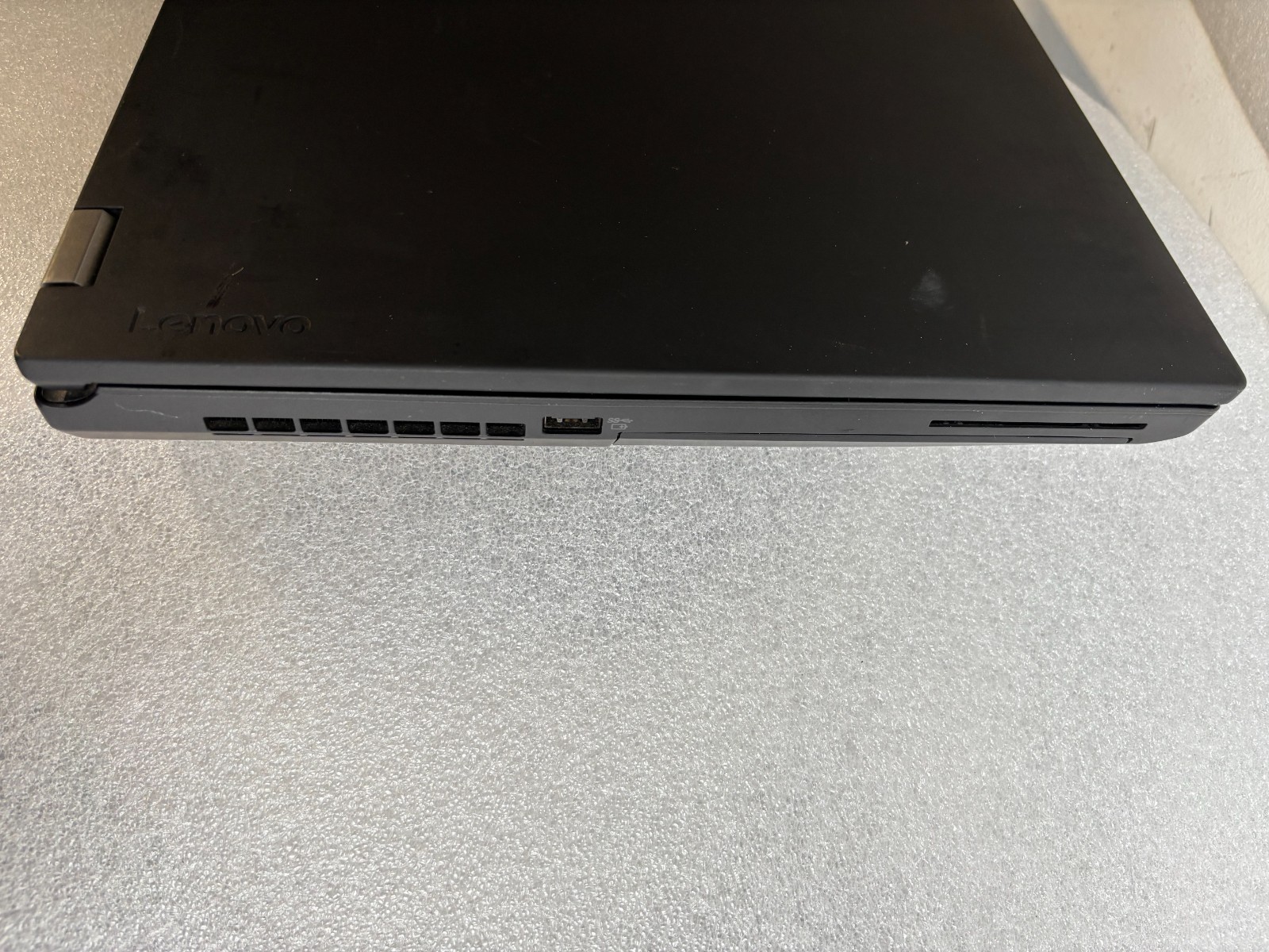 LENOVO THINKPAD P71 i7-7700HQ 2.8GHZ RAM 16GB SSD 512GB NVIDIA M620 NO BATERY