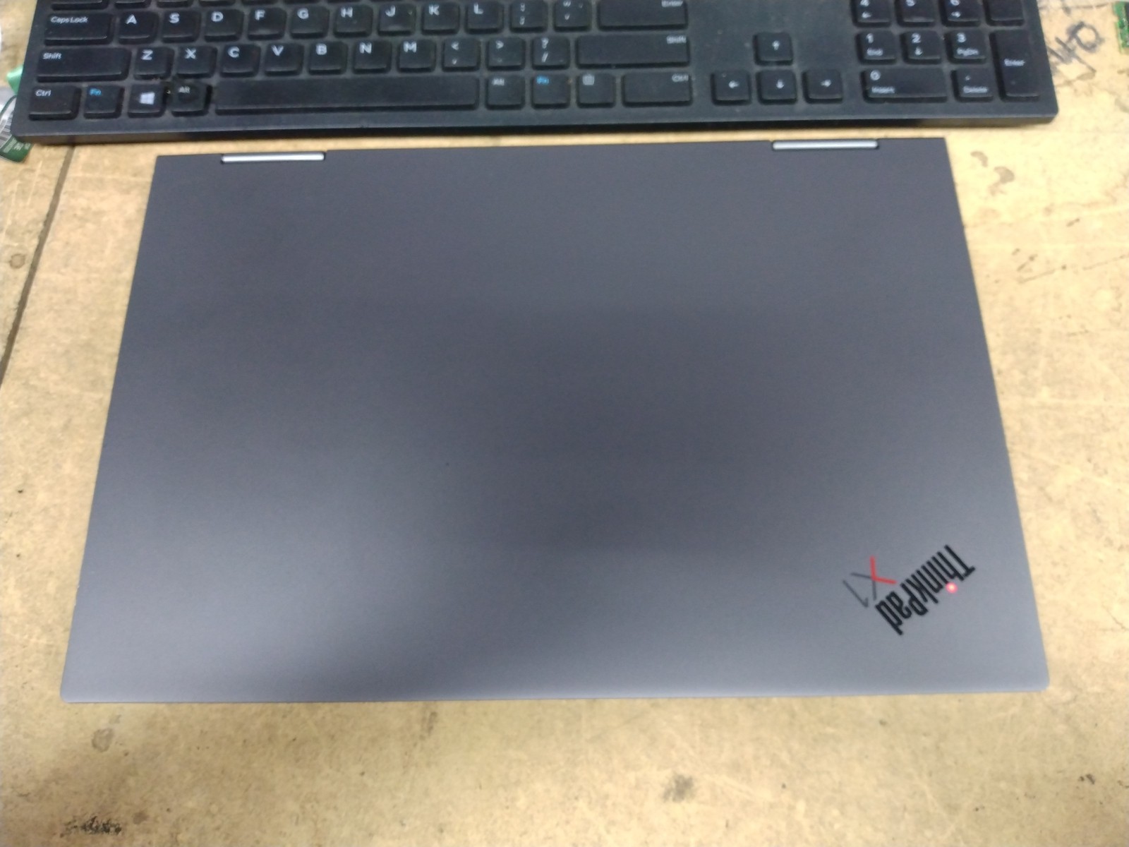 LENOVO THINKPAD YOGA X1 5TH GEN 14″ WQHD I5-10310U 16GB 256GB SSD NO OS