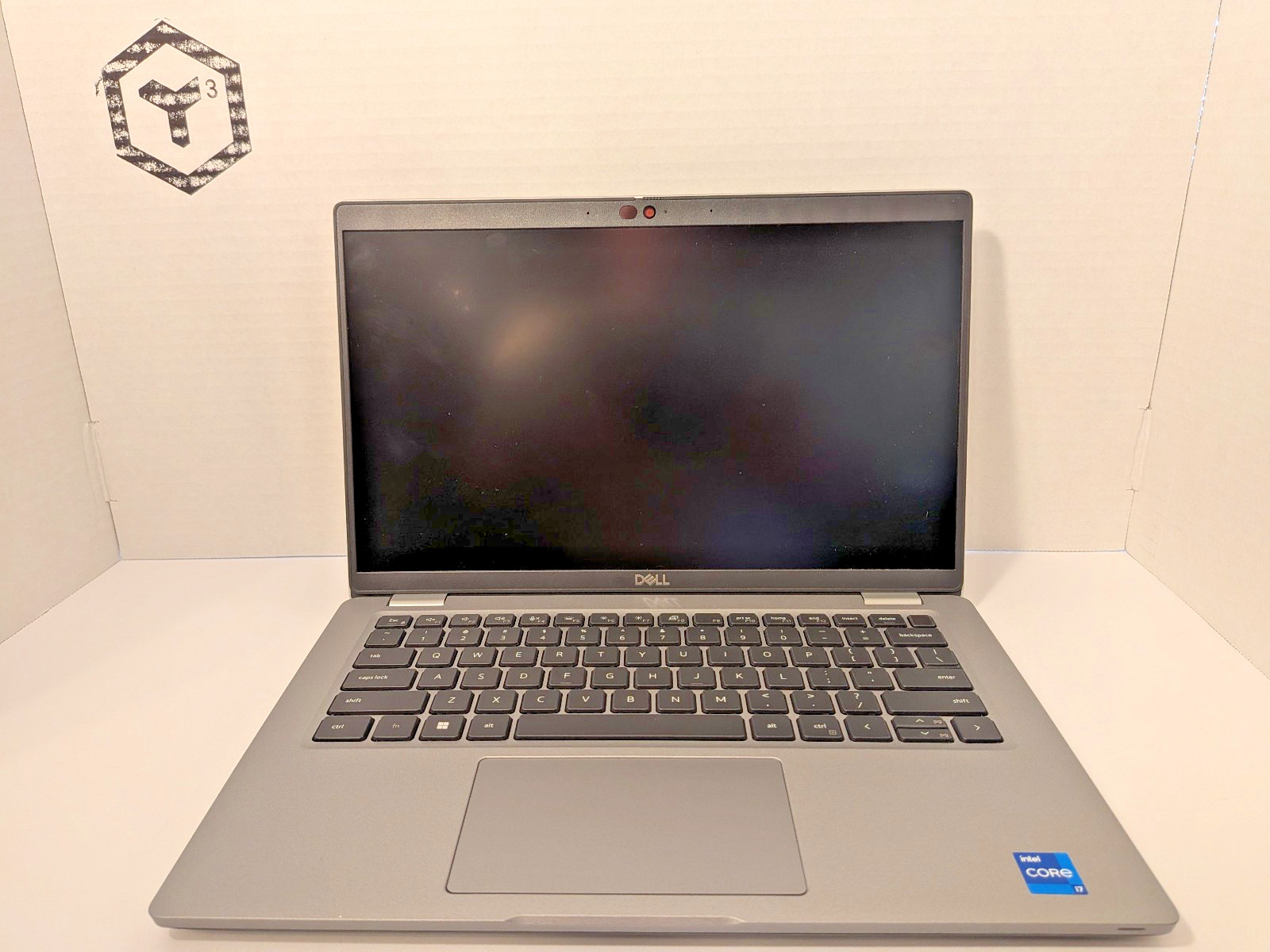 Dell Latitude 5430 | Linux Mint 22.3 | 12th Gen 10 Cor i7 | 16GB RAM | 512GB SSD