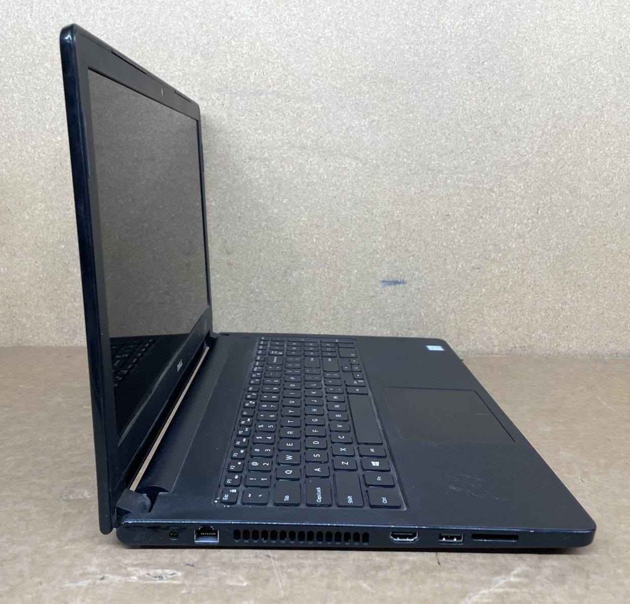 Dell Inspiron 5566 15.6”, Intel Core i5-7200U@2.50GHz 8GB RAM, 1TB HDD, W10