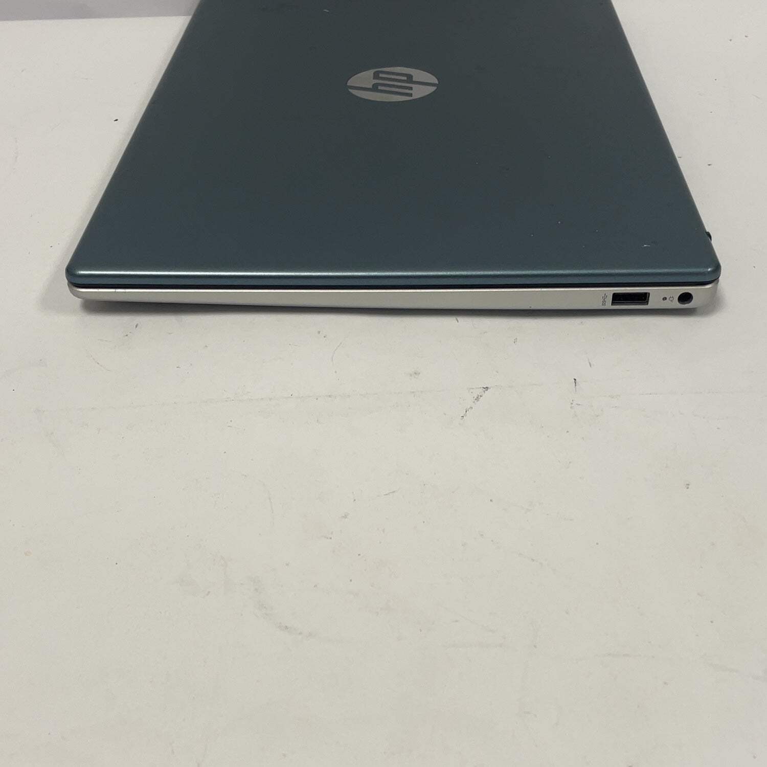 HP Laptop 15-FD0015TG 15.6″ N200 1.0GHz 8GB RAM 256GB SSD SSD