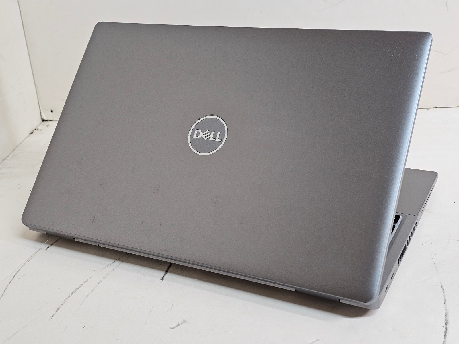 Dell Latitude 5520 Laptop – 2.6 GHz i5-1145G7 16GB 512GB 15.6″ Touchscreen SP34
