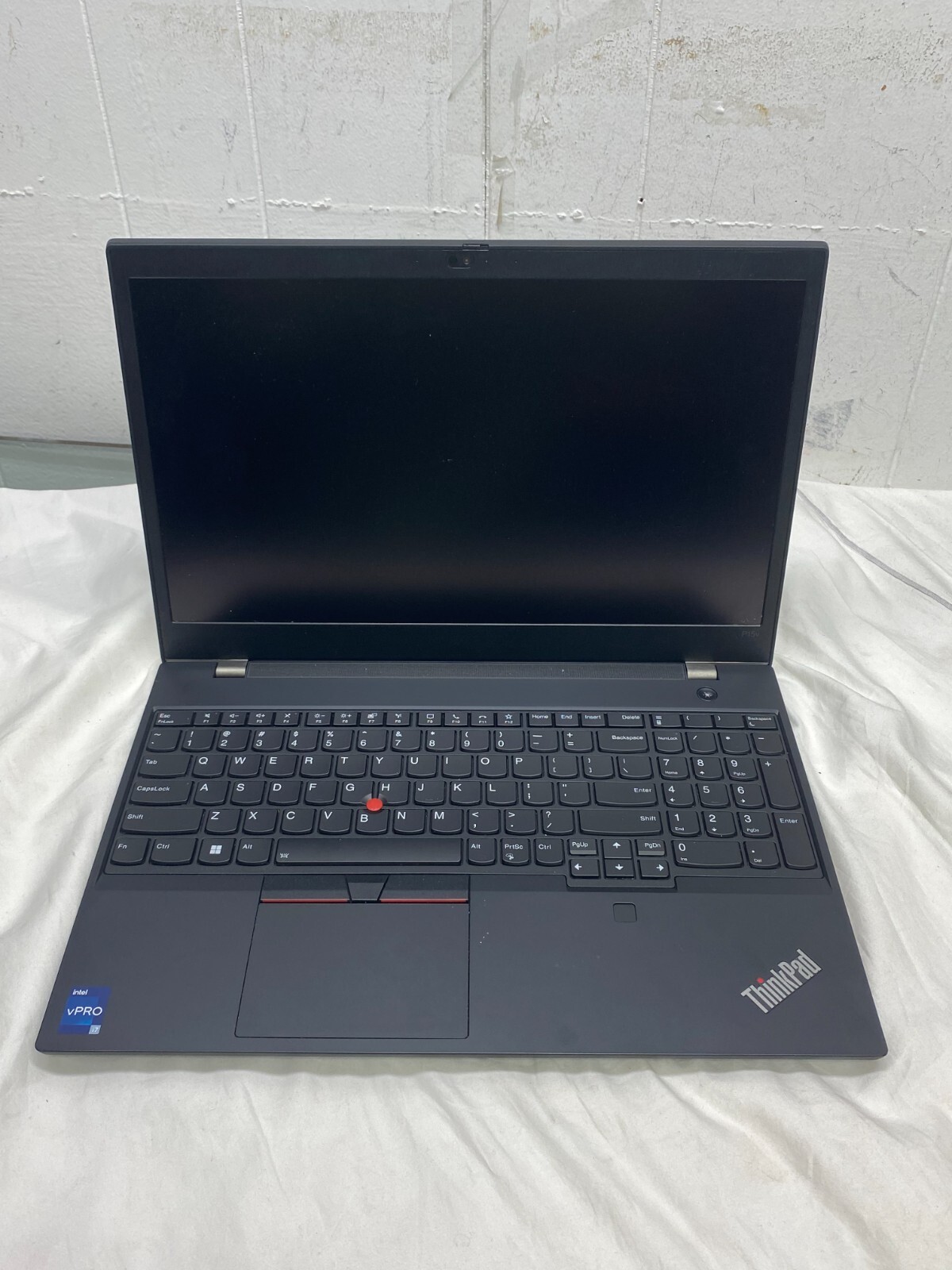 Lenovo ThinkPad P15v Gen 3 15.6″ (512GB SSD, AMD Ryzen 7 PRO 6000 Series,…