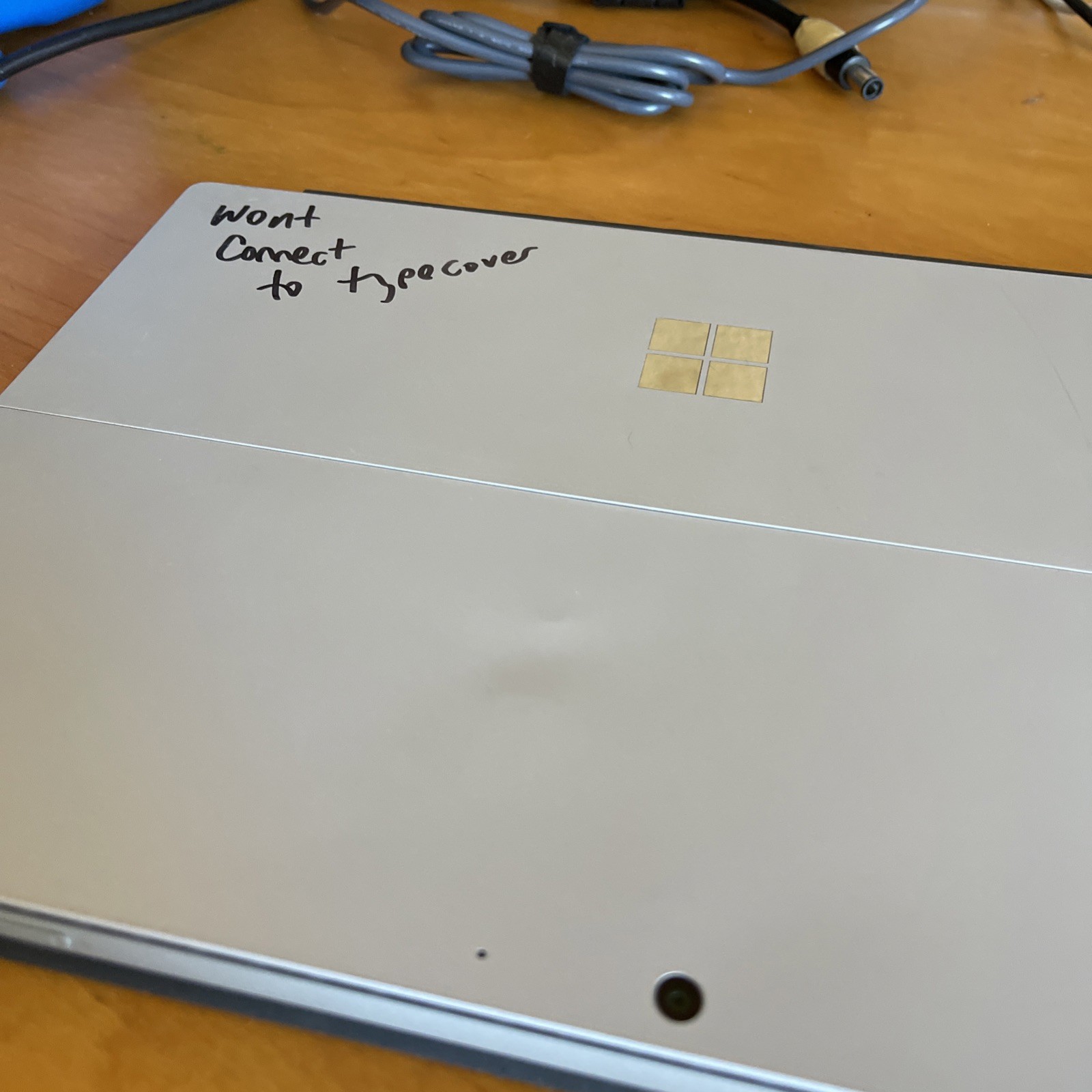 Microsoft Surface Pro 7 12.3″ Tablet i5-1035G4 8GB 128GB SSD Win11 BAD KEYBOARD