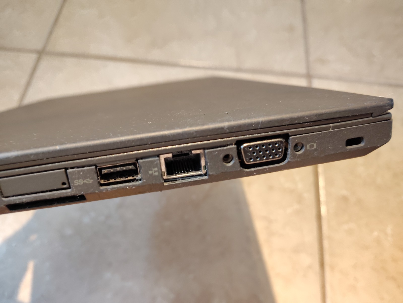 Lenovo ThinkPad T440 14″ Laptop Intel Core i5 8GB RAM 237GB HDD Windows 10