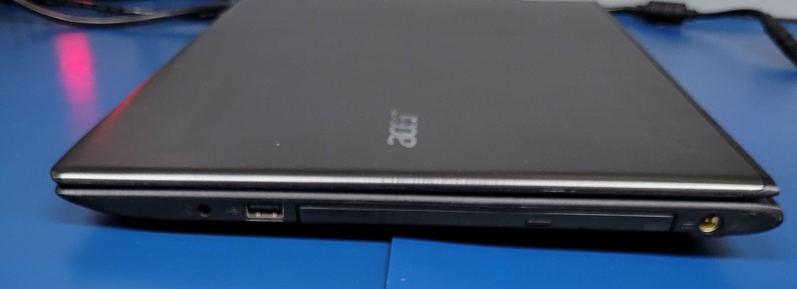 Acer Aspire E5-576G-5762 Intel i5-8250 @1.60GHz 8GB RAM 128 GB SSD Windows 11