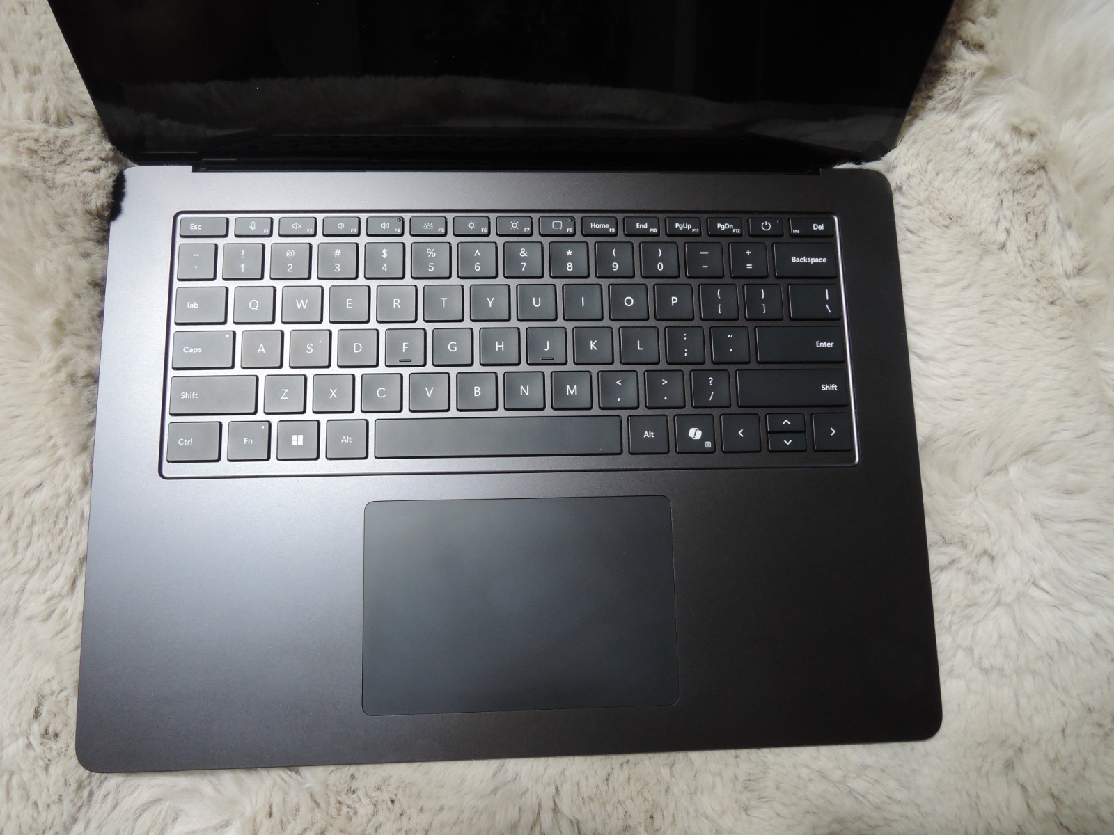 Microsoft Surface 15″ Laptop 7 BLACK 1TB SSD 64GB X1E 12 CORE 3.40 GHz Win 11