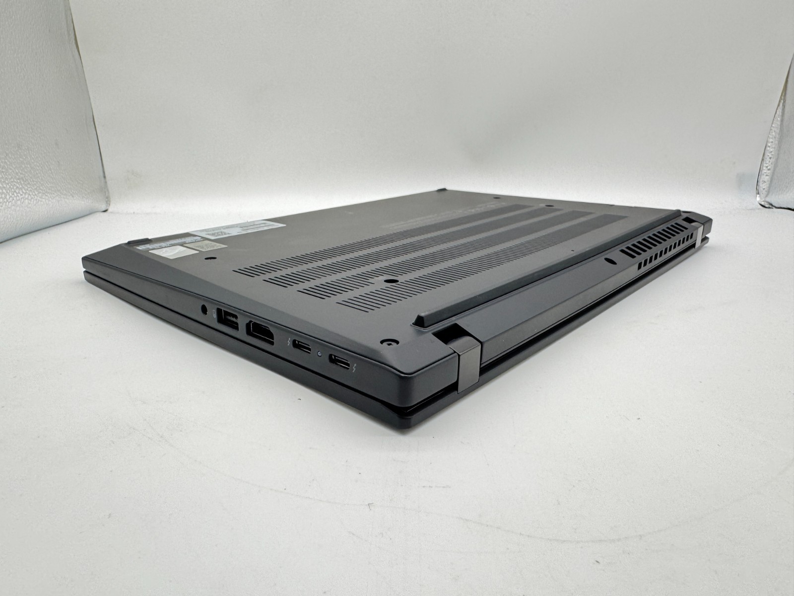 2025 Lenovo ThinkPad T14 Gen 5 intel Ultra 5 135U 16GB Ram 256GB SSD Excellent