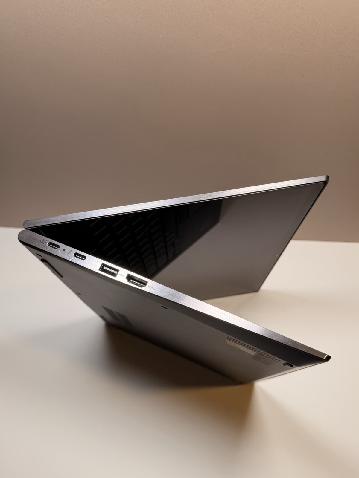 Lenovo ThinkPad X1 Yoga Gen 6 14″ FHD IPS Touch Glossy i7-1185G7 16GB RAM 512GB