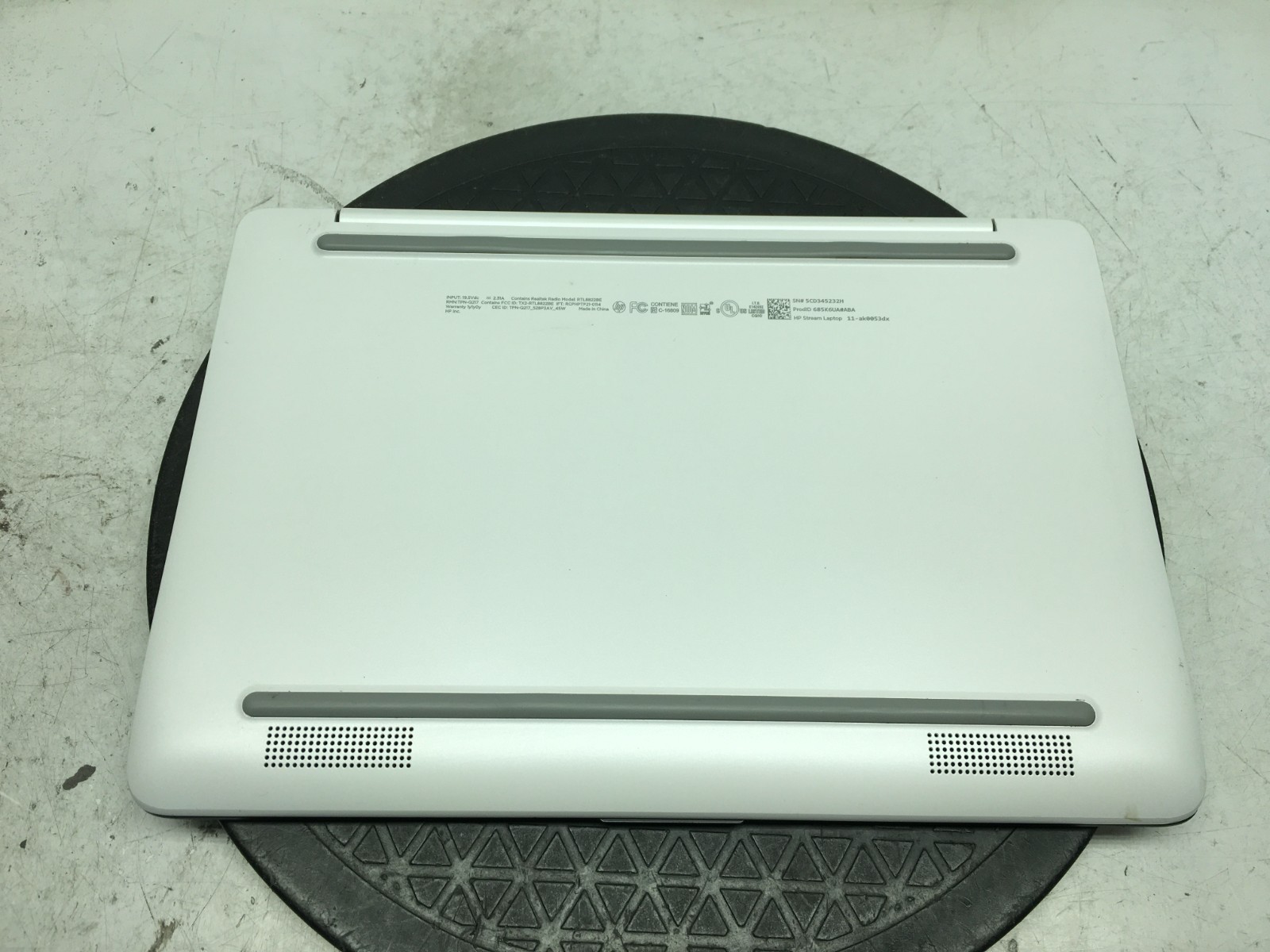 HP Stream 11-AK0053DX Intel Celeron N4120 1.1GHz 4 GB NO HDD – READ