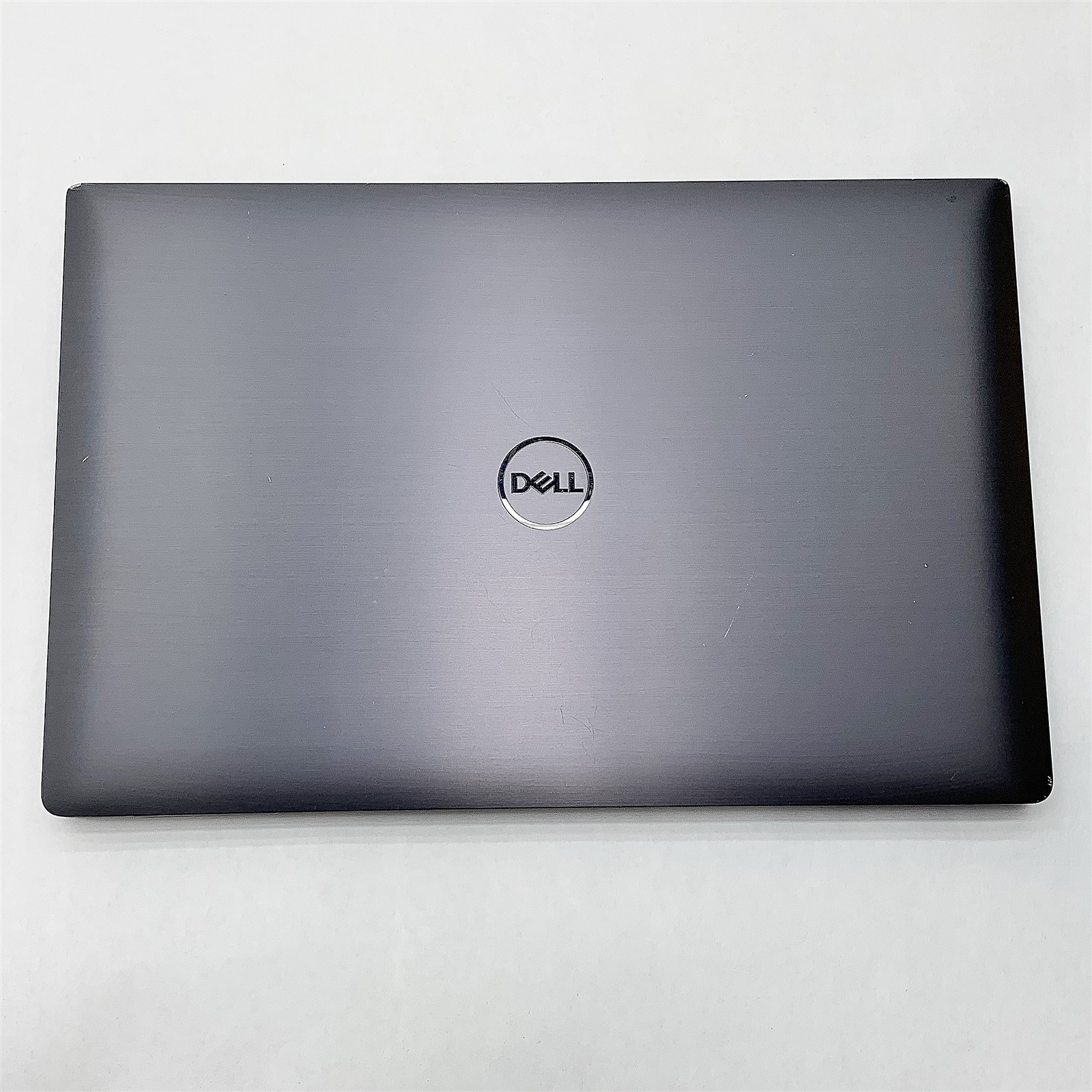 Dell Precision 5530 Laptop i9 8950HK 2.9GHZ 15.6″ FHD 16GB 512GB P2000 Window 11