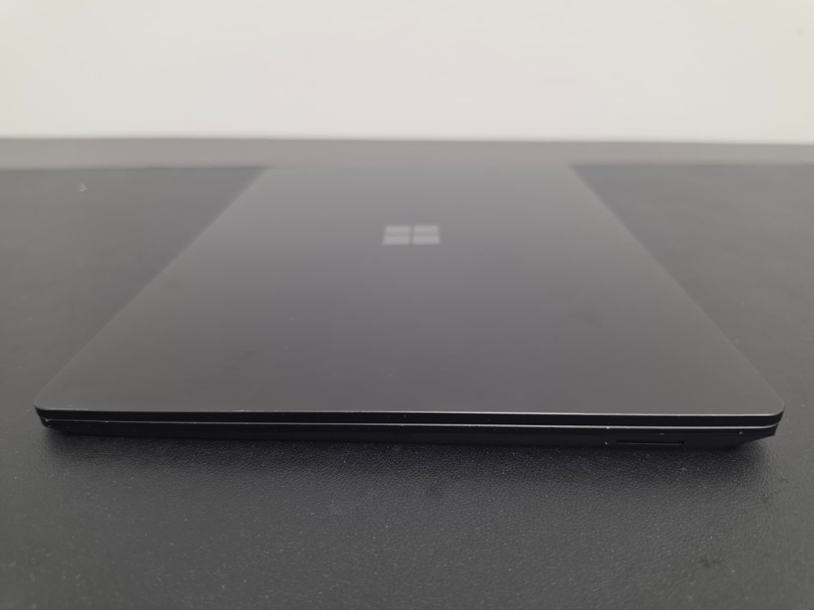 Microsoft Surface Laptop 3 – 13.5″ i7-1065G7 16GB Ram 256GB SSD Win 11 Pro