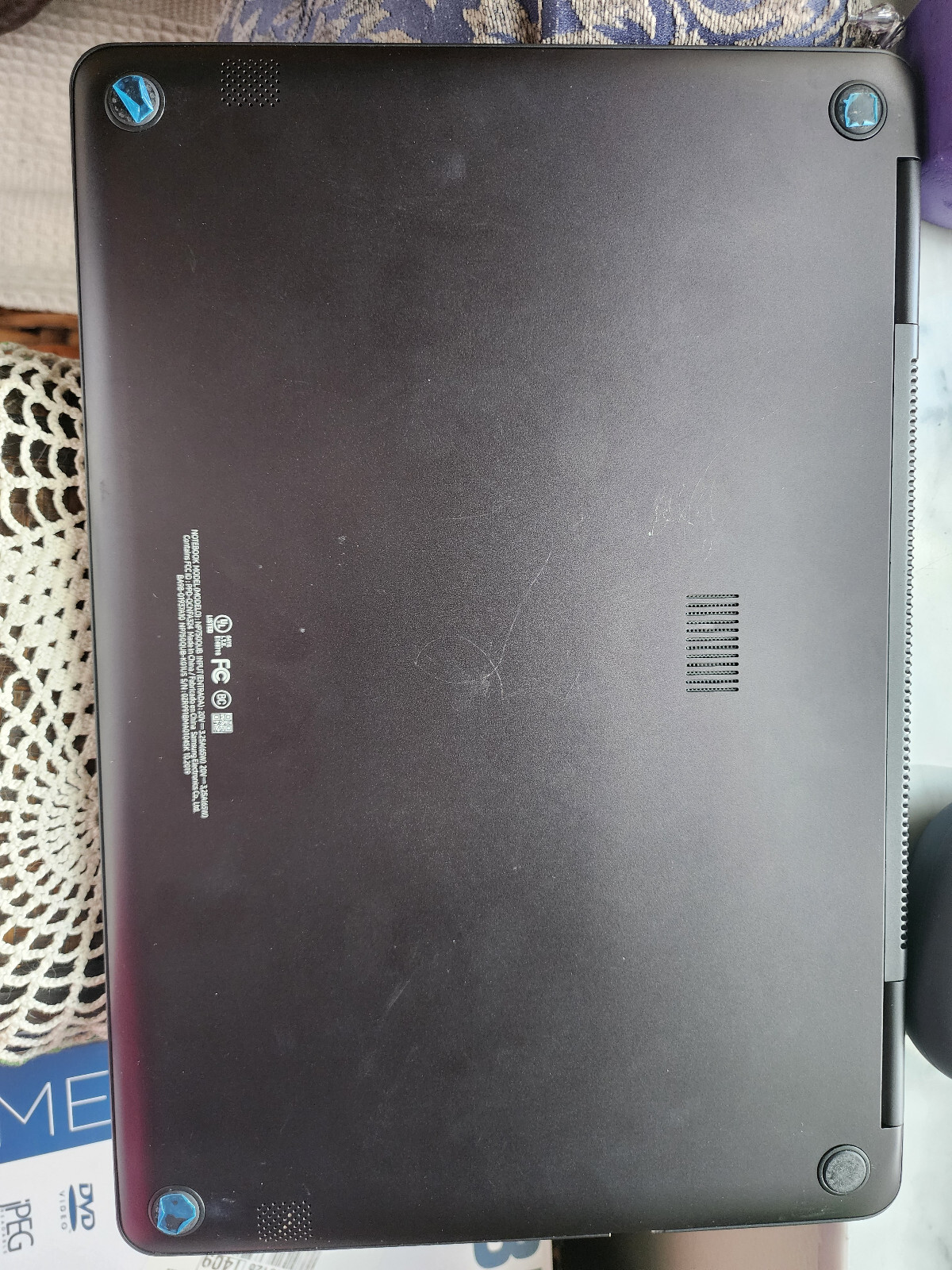 SAMSUNG NOTEBOOK 7 Spin 15.6, AMD Ryzen 5 3500 Radeon Vega Mobile. Windows 11 Ho