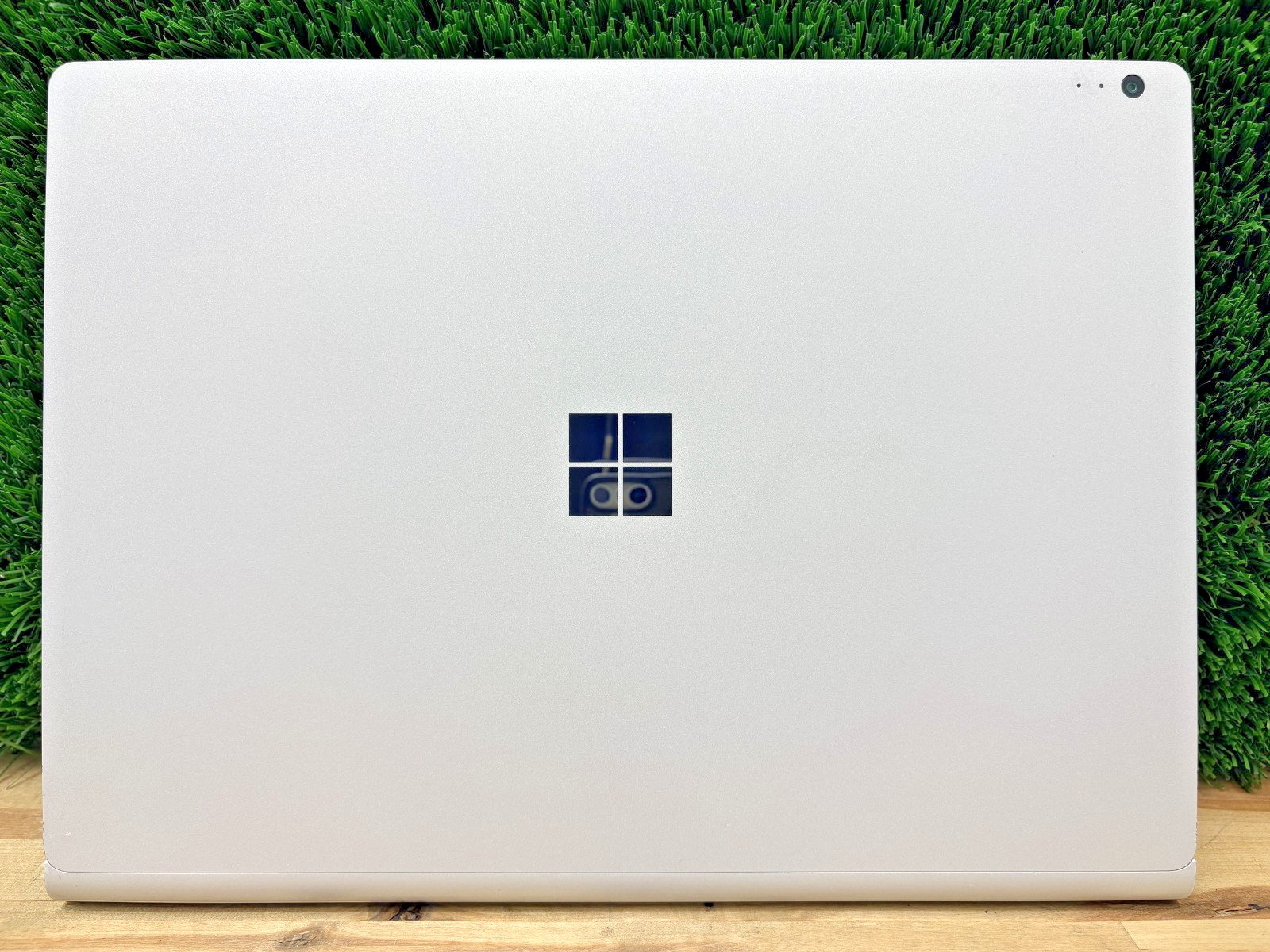Microsoft Surface Book 2 Intel i7-8th Gen 1.90GHz 16GB RAM 512GB SSD Win 11 Pro*