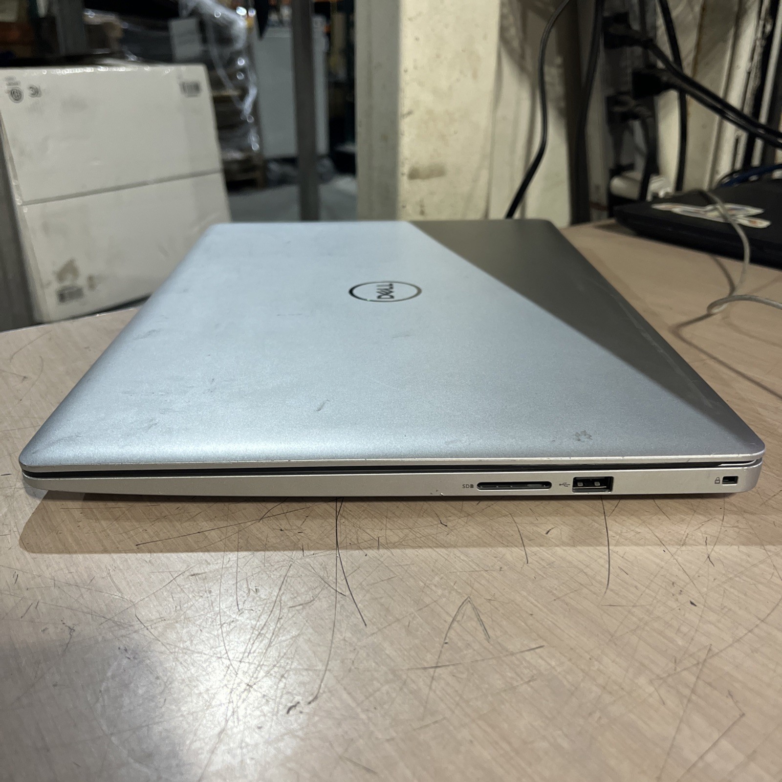 DELL INSPIRON 5570 INTEL CORE I7-7500U 2.70GHZ 8GB RAM NO HD
