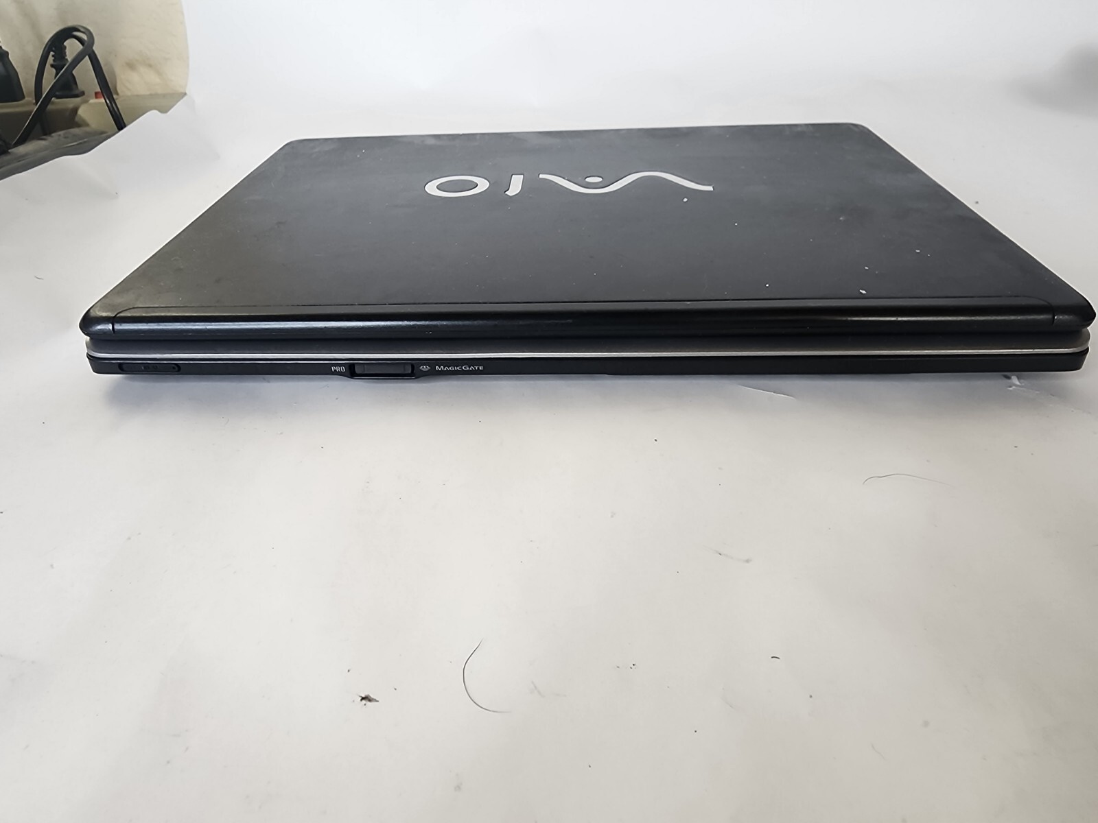 Sony Vaio PCG-7F1L Notebook Laptop 512mb RAM Pentium@1.73ghz 100gb Hdd READ