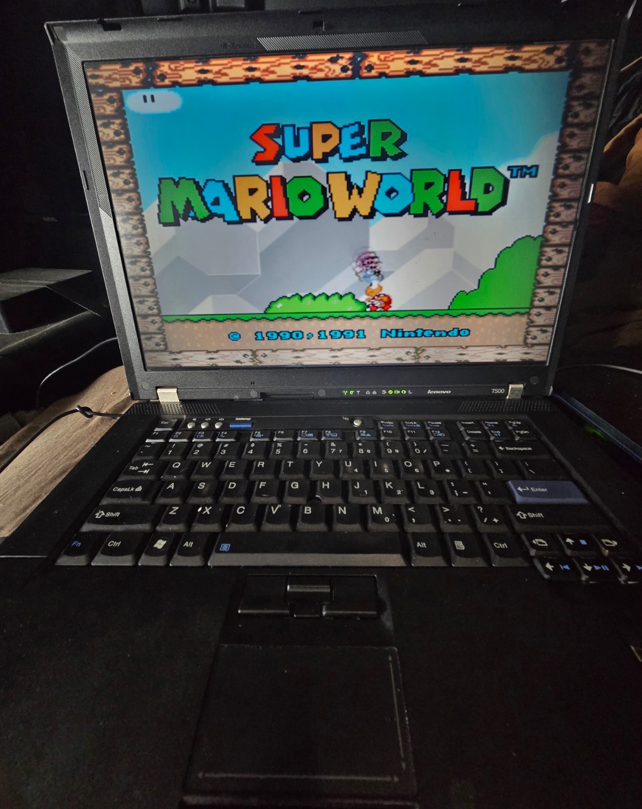 ThinkPad T500 Win XP P8400 2.26GHz 4GB RAM 80GB HDD DVD With Game Controller