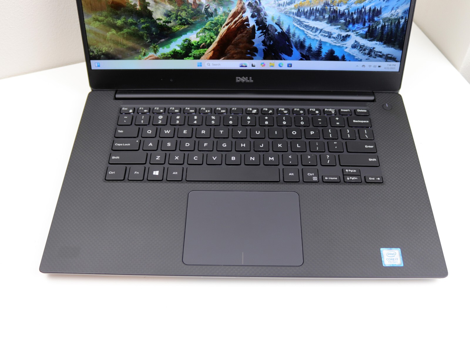 Dell Precision 5520 15.6″ Full HD Intel Core i7-7820HQ 16GB DDR4 512GB SSD Win11