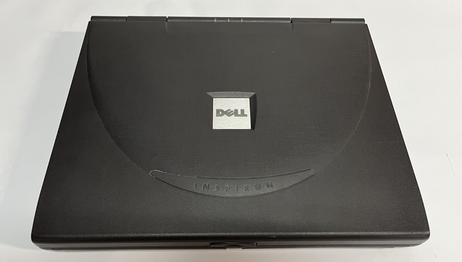 Dell Inspiron 3800 Pentium III 500Mhz 256MB Ram, 6GB HDD ATi Mobility Windows 98