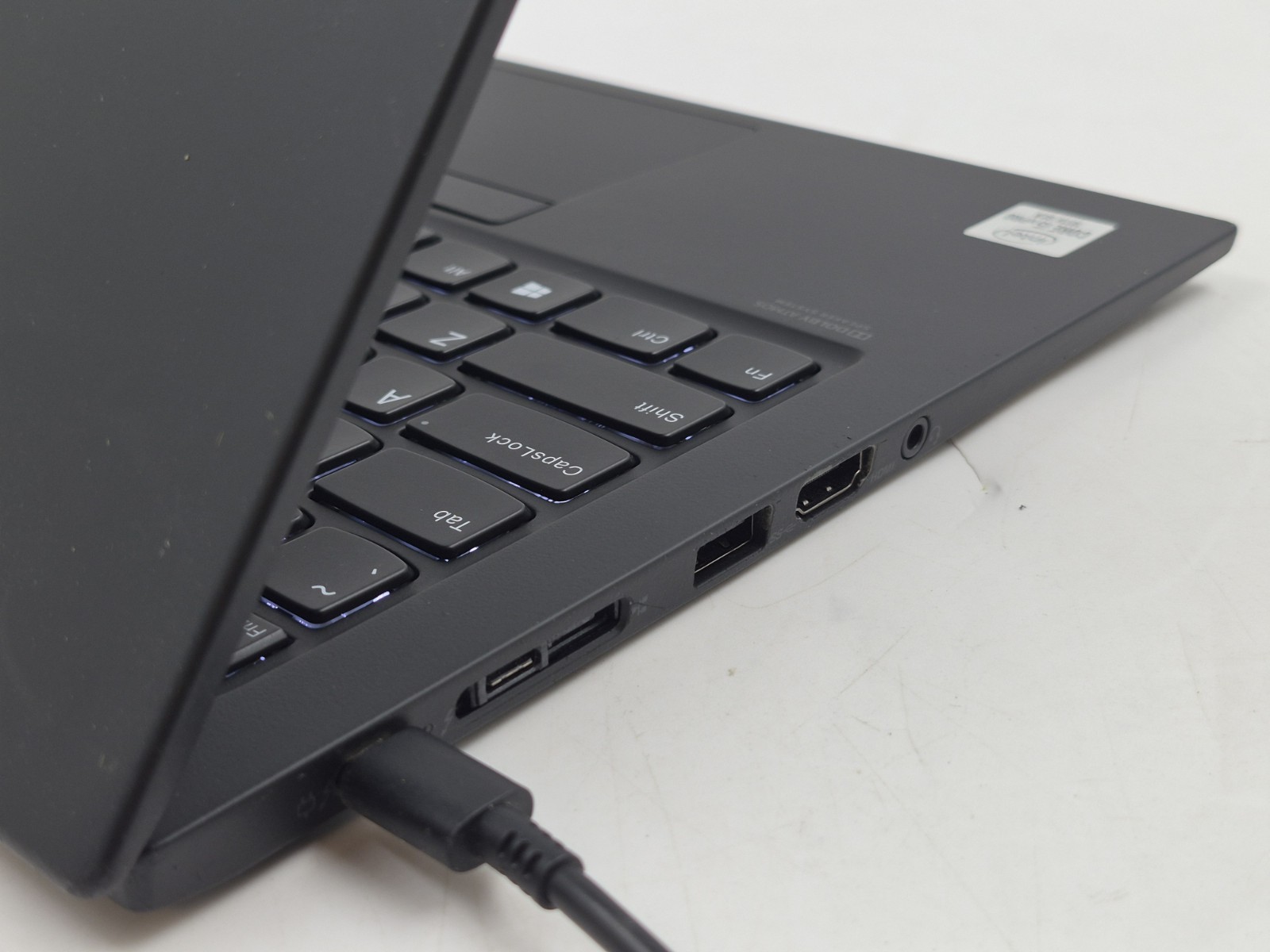 FOR PARTS Lenovo ThinkPad X1 Carbon Gen 8 i5-10310U 1.70GHz 8GB RAM No SSD/OS