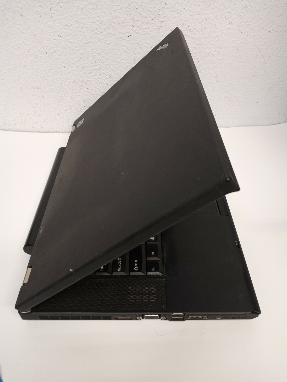 Lenovo ThinkPad W510 15.6″ Intel Core i7-Q720 1.60GHz 8GB 1TB HDD NVIDIA FX 880M