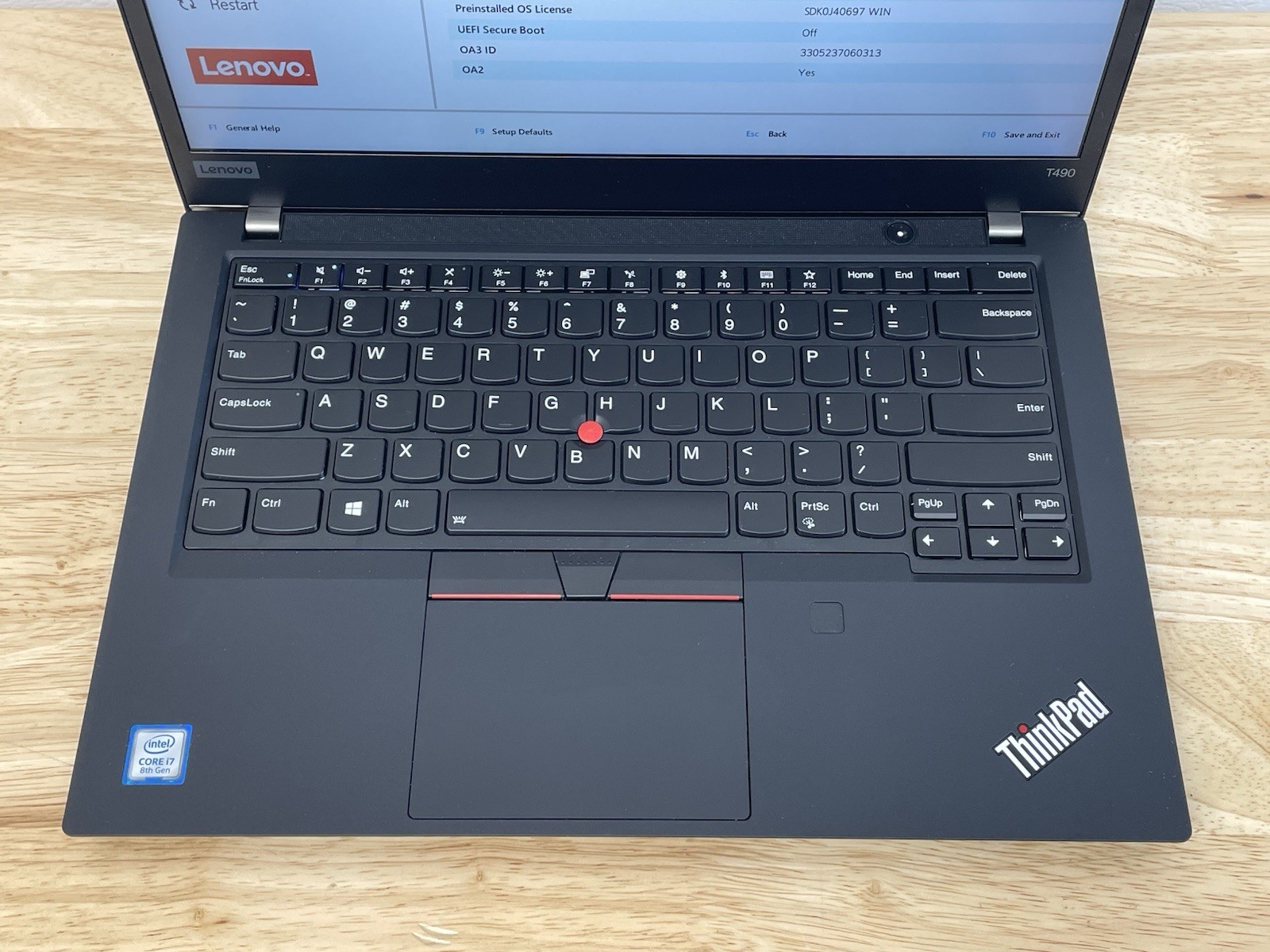 Lenovo ThinkPad T490 Core i7-8565U 1.80GHz – 8GB RAM 256GB SSD Win11