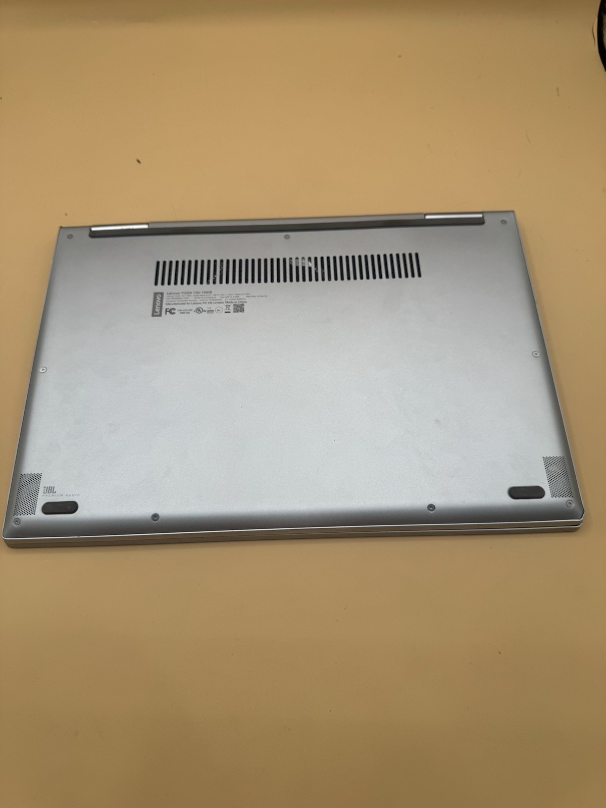 Broken Lenovo Yoga 730-13IKB 13.3″ i5-8250U 8GB RAM 256GB SSD
