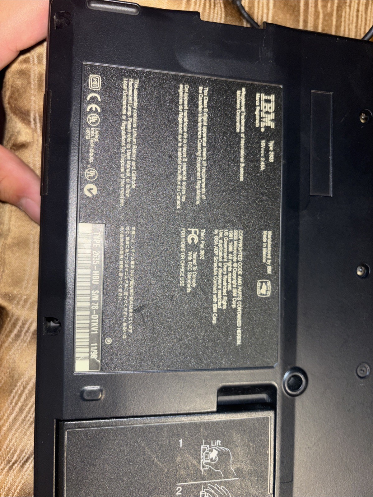 IBM ThinkPad 380Z Pentium II Floppy CD PCMCIA Cards, 96MB 2gig HD With Charger