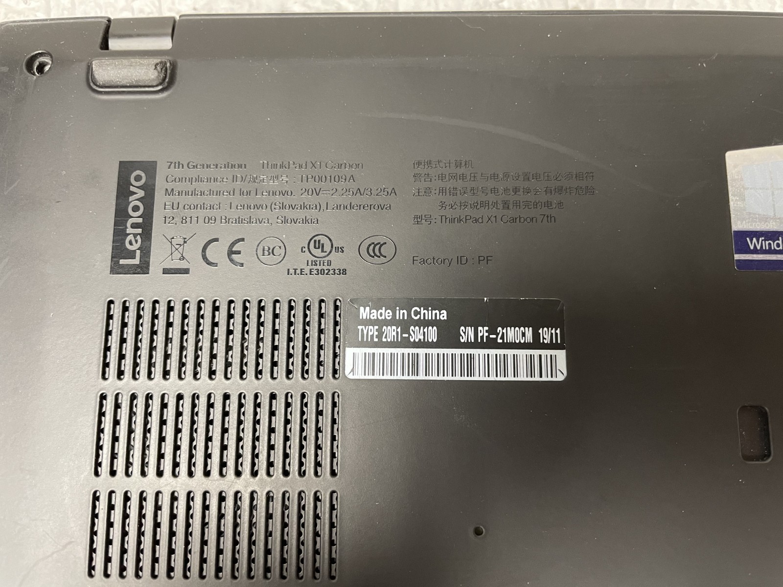 Lenovo ThinkPad X1 Carbon 7th Gen 14″ Core i7-10710U 16GB RAM No SSD Parts *READ