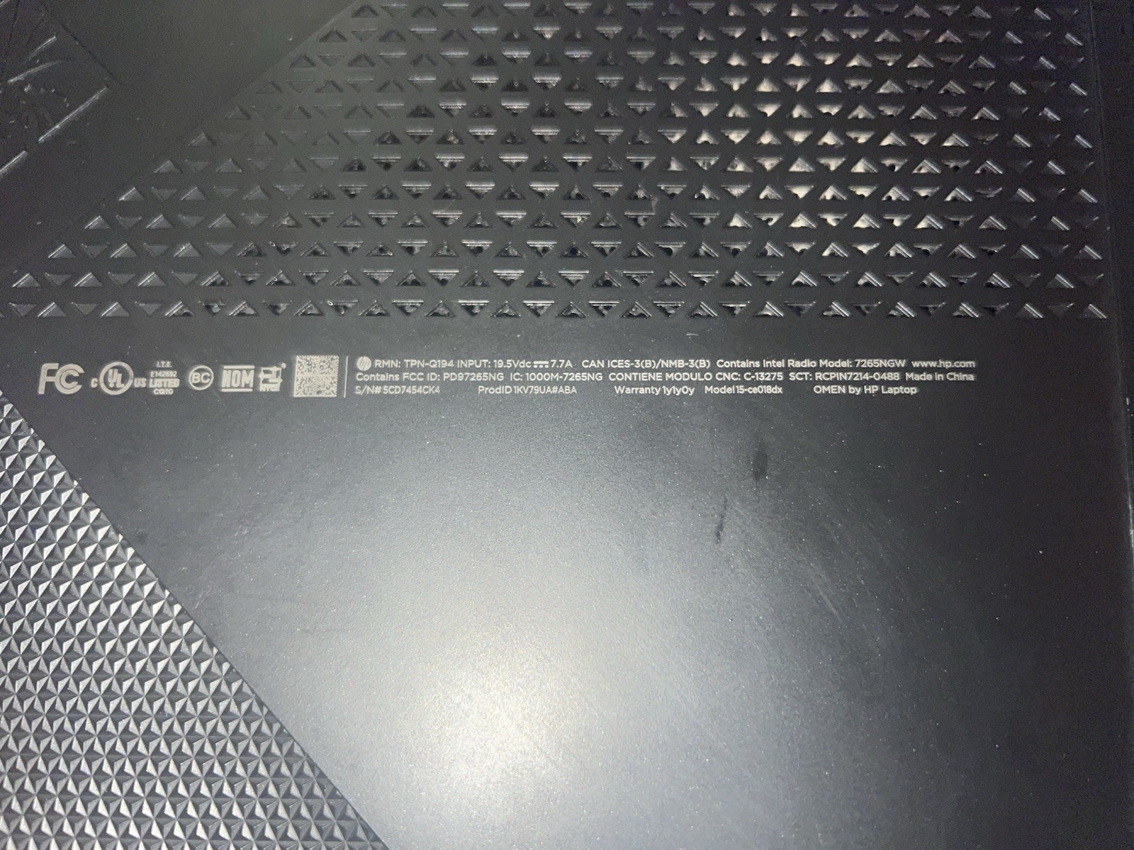 HP Omen Laptop 15-ce018 Intel I7-7700HQ, NVIDIA GTX 1050, 16GB RAM