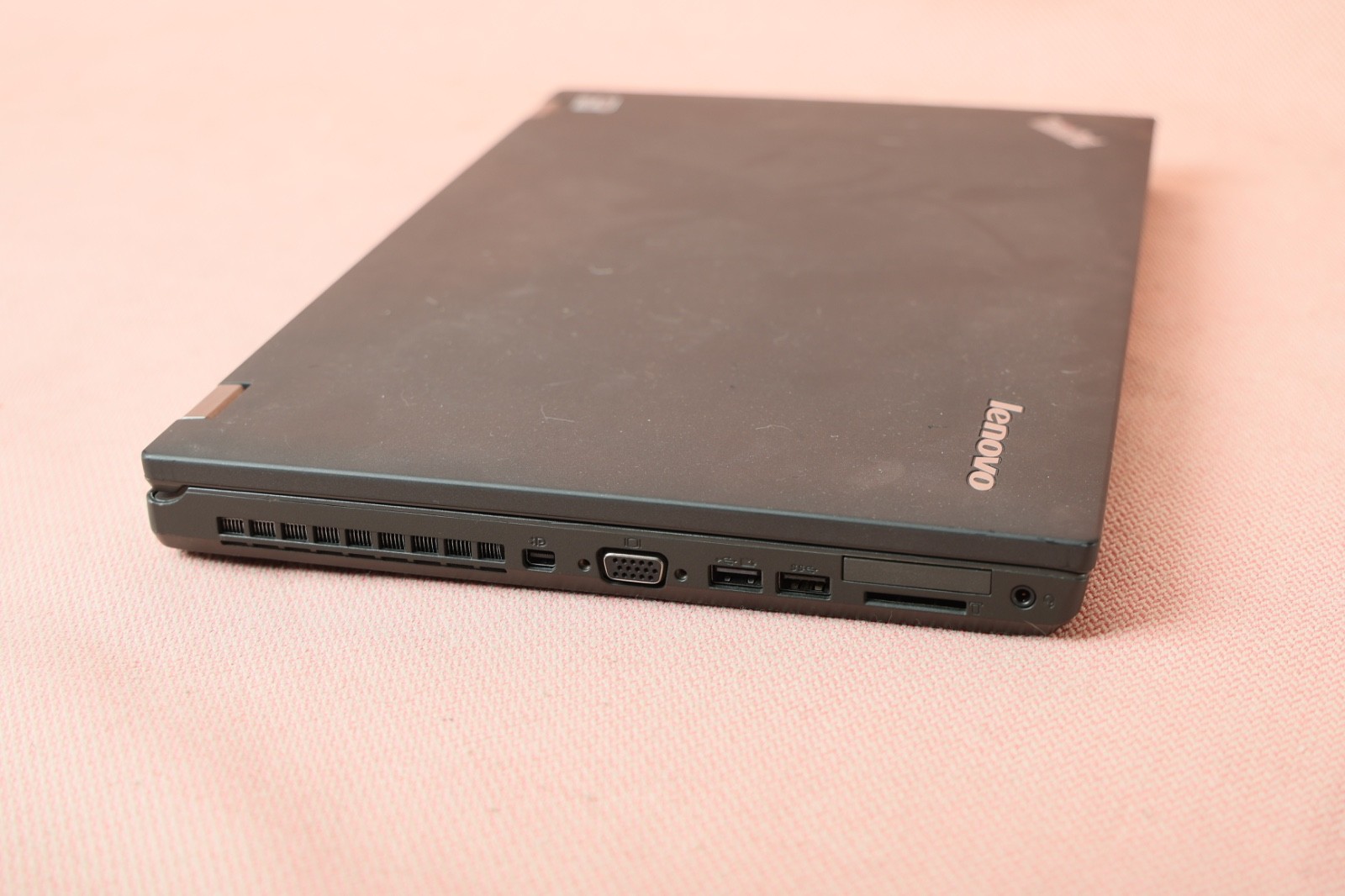 Lenovo ThinkPad T540p 15.6″ HD i5-4210M 4GB RAM No HDD No OS