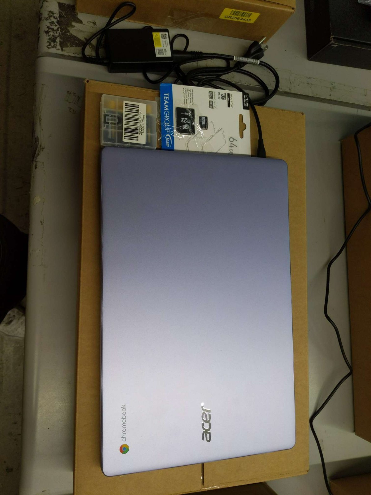 Acer CB315 15.6″ HD N4500 Intel UHD Graphics 4GB RAM 64GB Chrome Purple Used