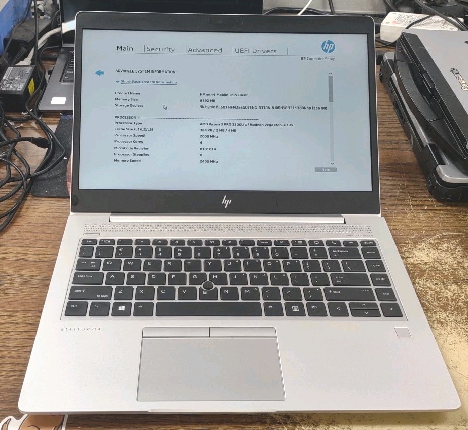 HP mt44 Mobile Thin Client 14″ FHD RYZEN 3 PRO 2300U, 256GB, 8GB.