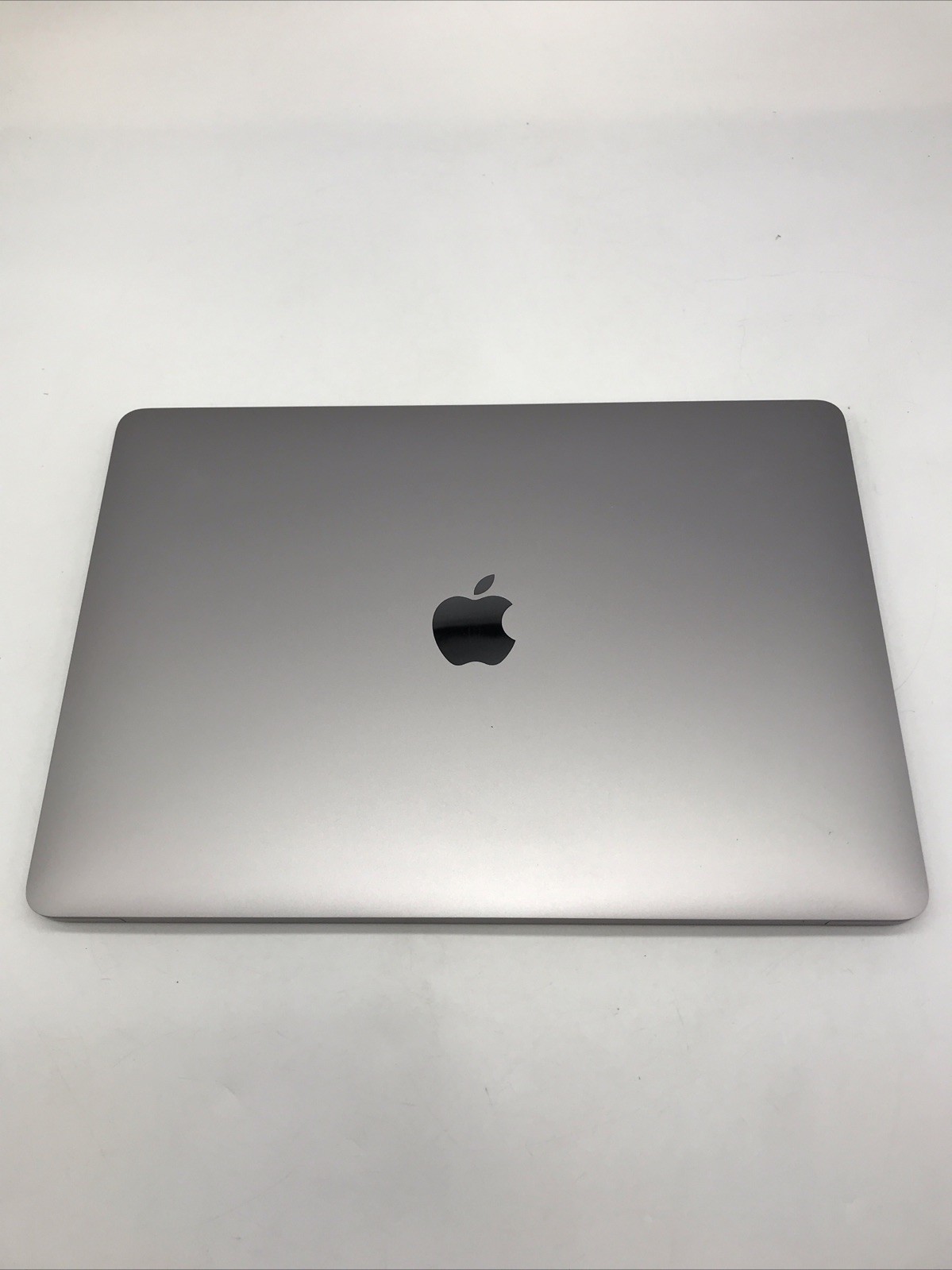 2018 Apple MacBook Air 13″ i5 1.6GHz 8GB 128GB – A1932 EMC3184 *Read* D/F Grade