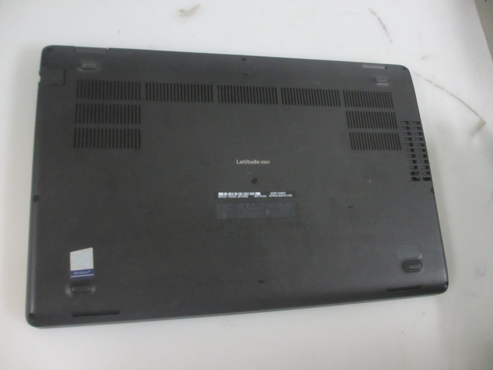 Dell Latitude 5501 i5-9400H 2.50GHz 16GB 256GB M2SSD LAPTOP + NOOS AC