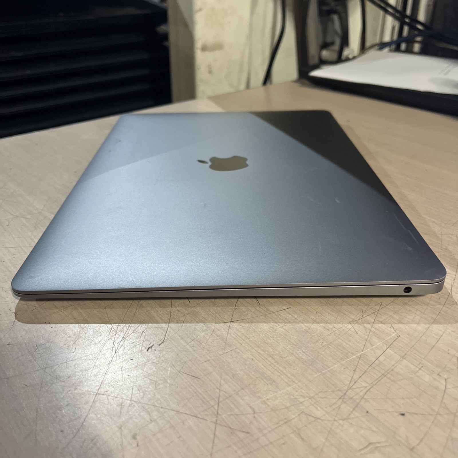 APPLE MACBOOK AIR 13″ SCISSOR, 2020 CORE I3-1000NG4 1.1GHZ 8GB RAM 256SSD