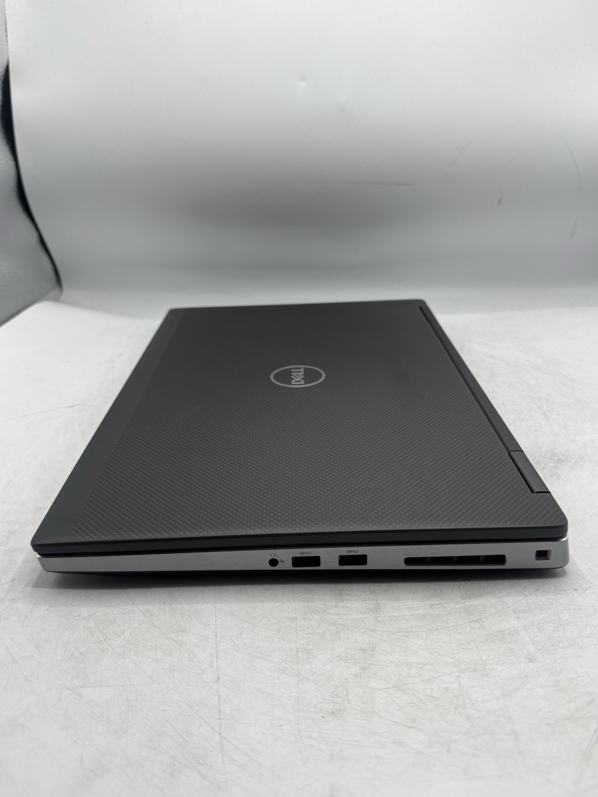 Dell Precision 7540 15.6″ FHD i9-9880H 2.30GHz 32GB RAM 1TB NVMe RTX 3000 Win11P