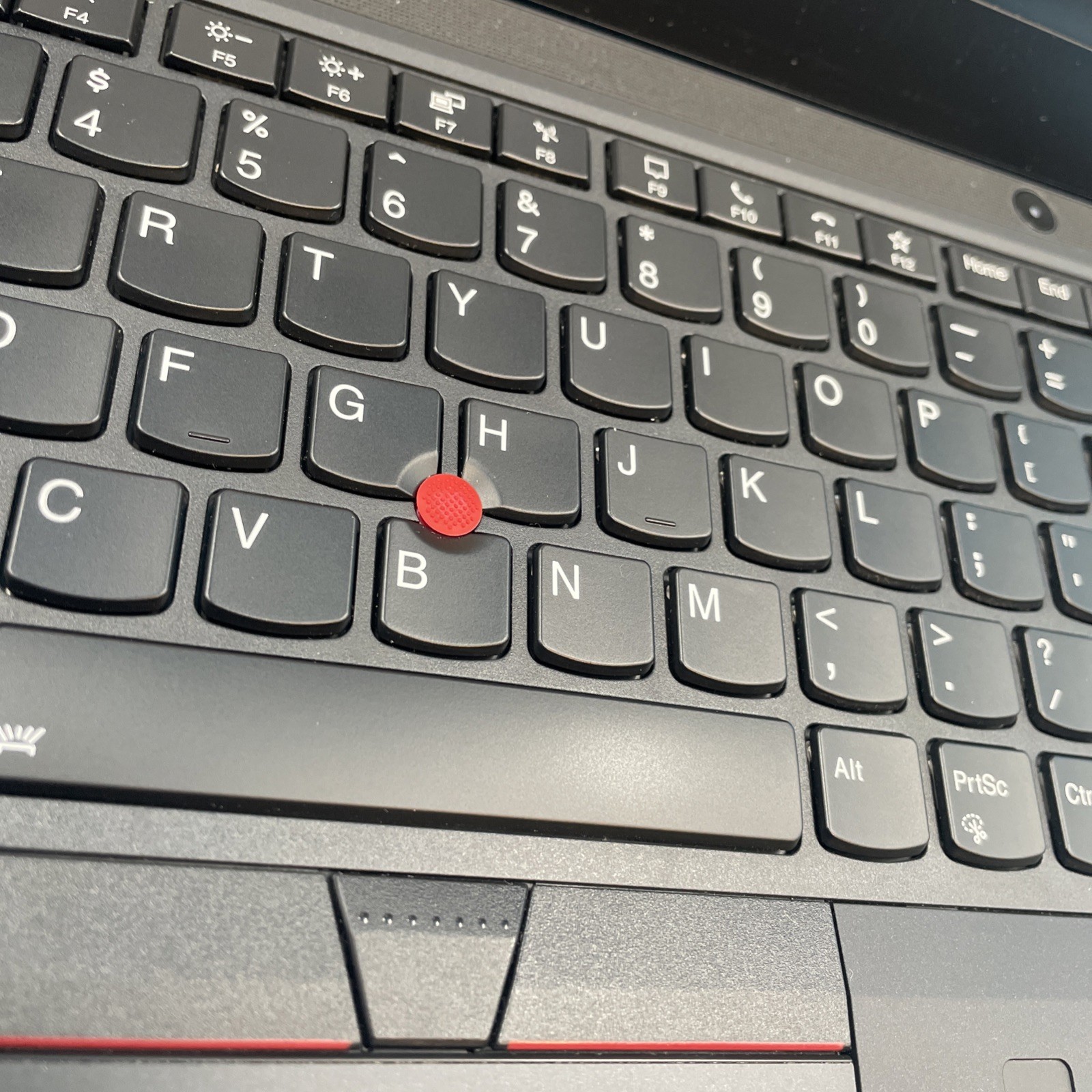 Lenovo ThinkPad T14 Gen 1 | i5-10310U | 16GB RAM | NO DRIVE | NO OS | 94% BATT