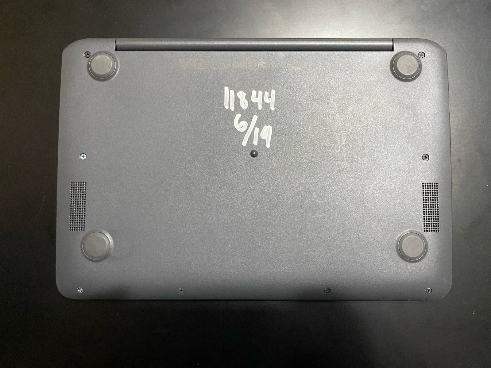 HP Chromebook 11 G6 EE 11.6″ – NOT WORKING FOR PARTS ONLY (NO POWER)