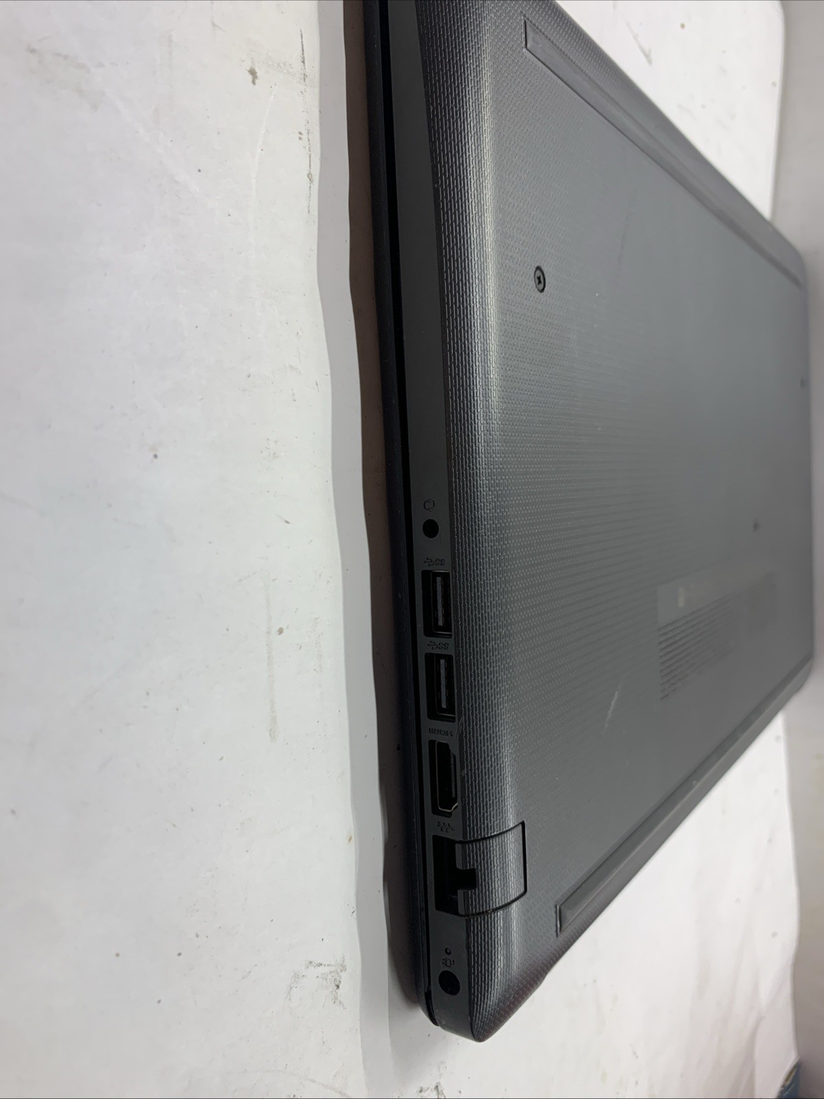 HP 255 G7 15.6″ AMD A4-9125 4GB RAM 500GB Gray Win11