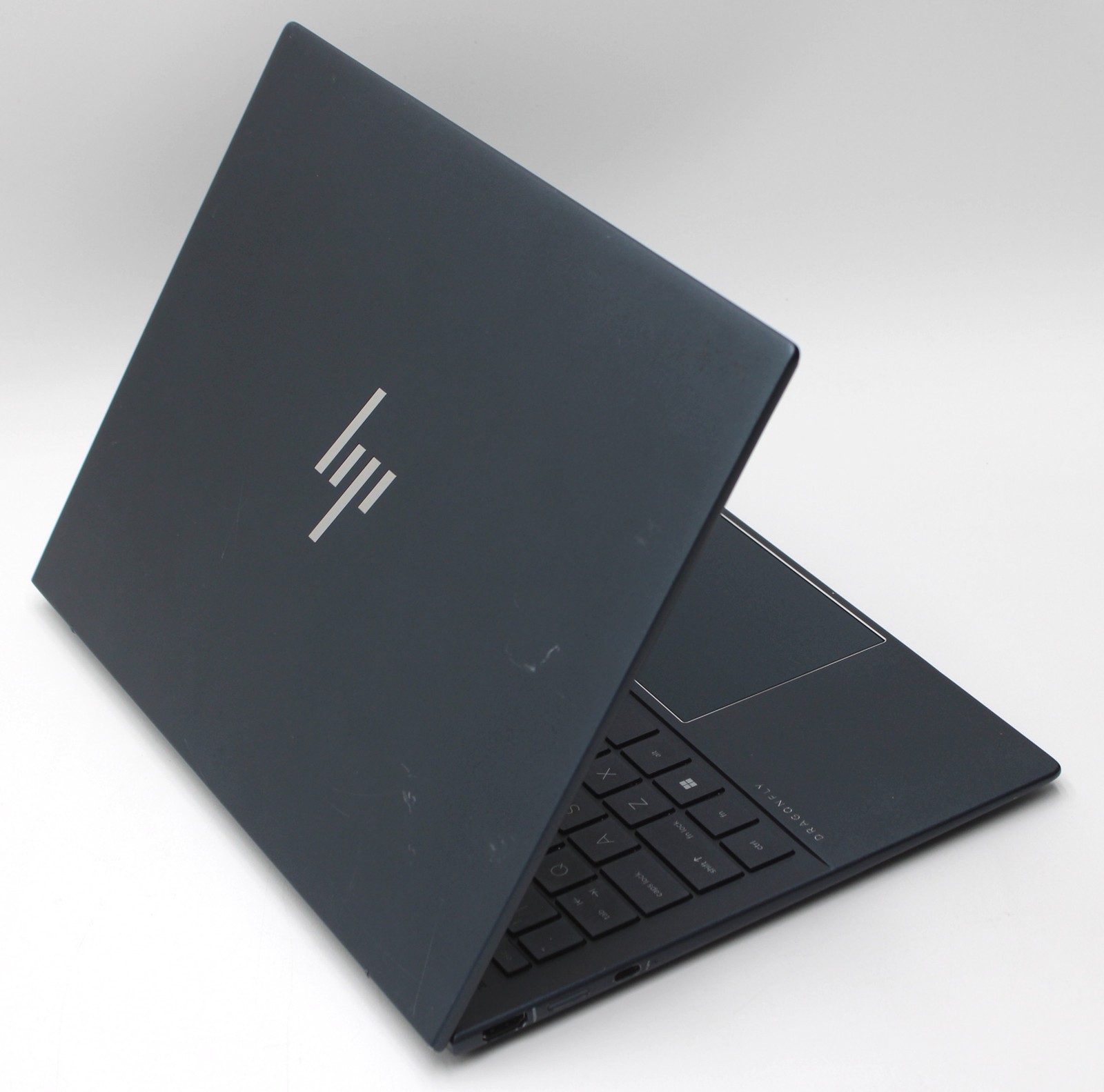 HP Elite Dragonfly G4 i7-1365U 16GB 256GB SSD Windows 11 Pro – * Cosmetic *