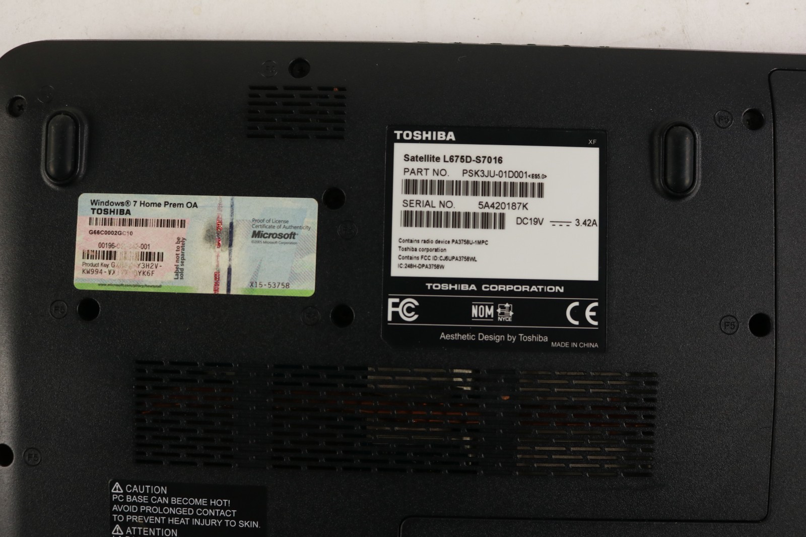 Toshiba Satellite L675 Laptop Premium vision, AMD WIN7