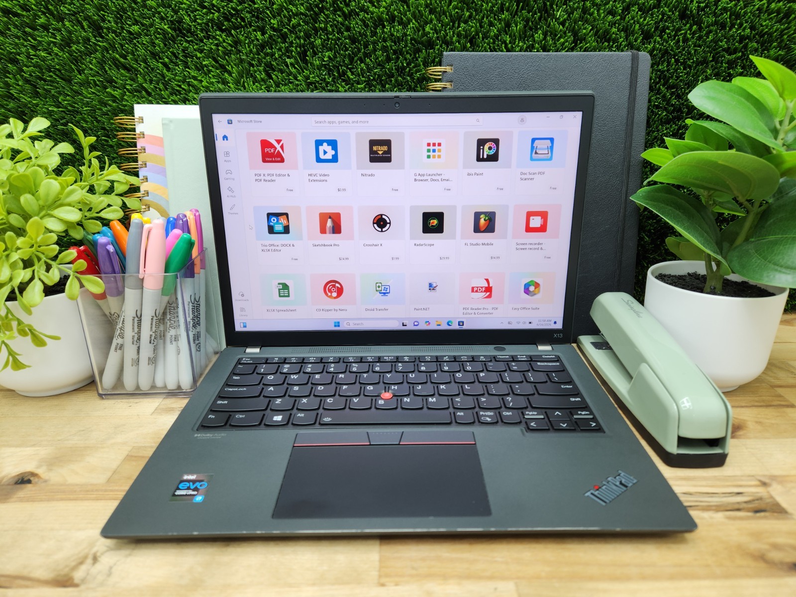Lenovo ThinkPad X13 Gen 2 13.3″ FHD+ i7-1185G7 16GB 256GB SSD Windows 11 Pro ~