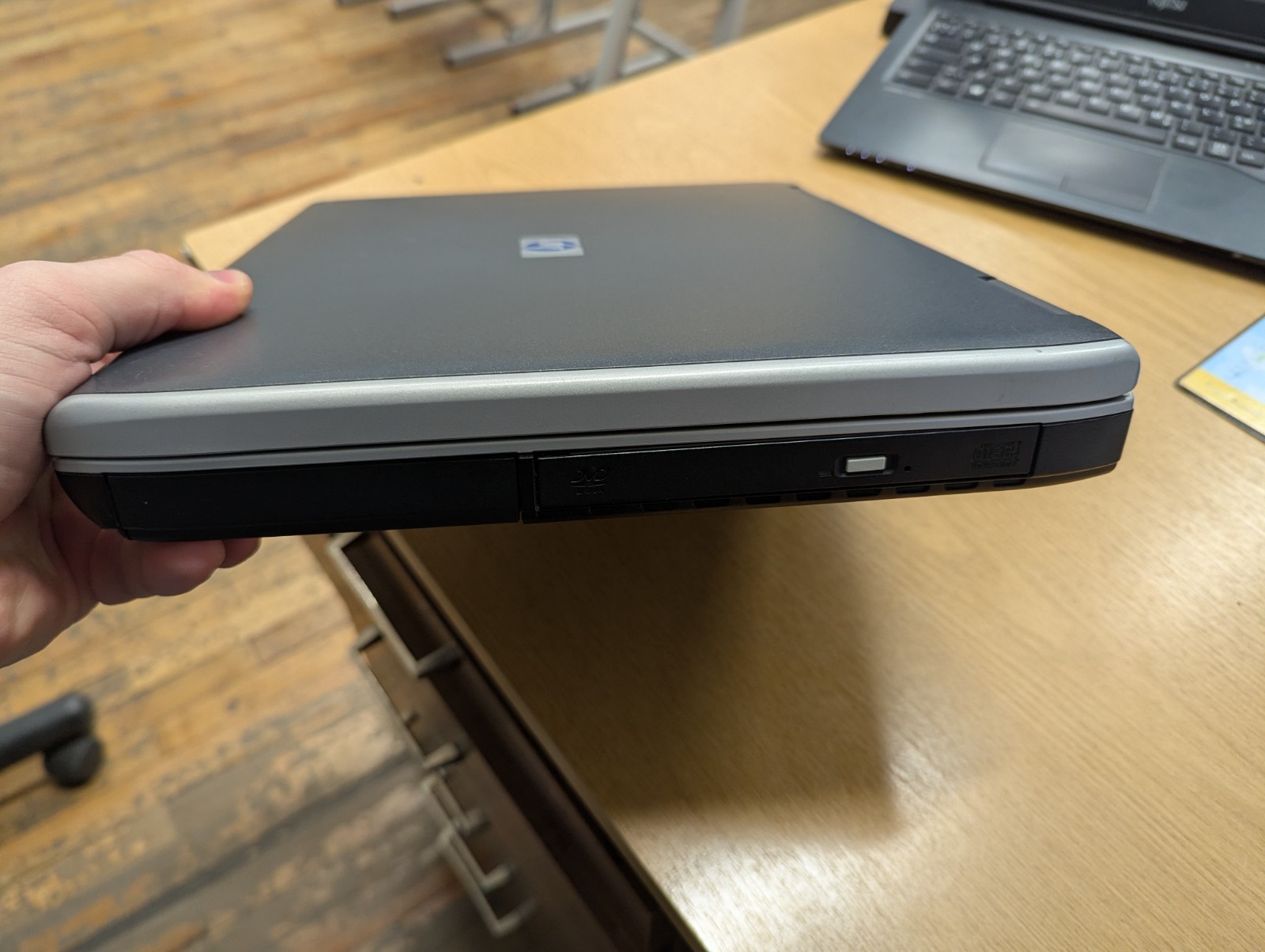 HP Compaq nx9020 Intel Celeron M 1.4, 256Mb RAM