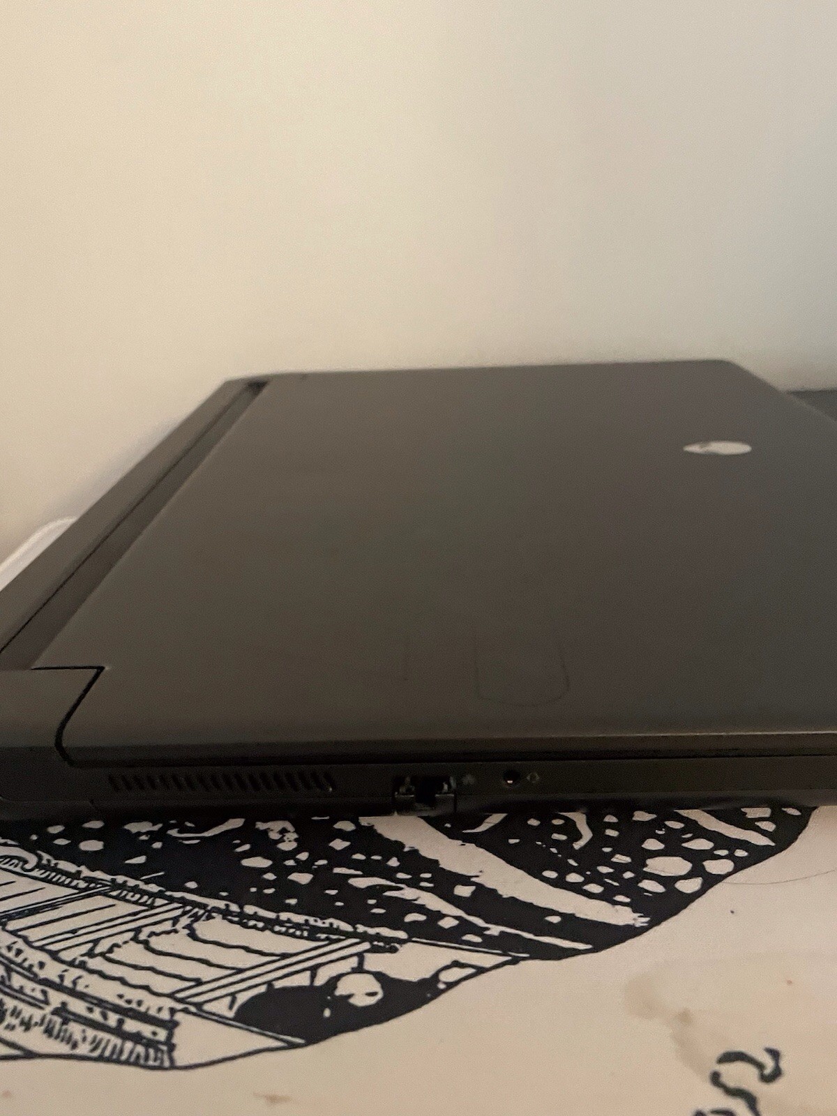 Alienware Gaming Laptop AMD Ryzen 9 6900HX RTX 3070 Ti Backlit Keyboard Black