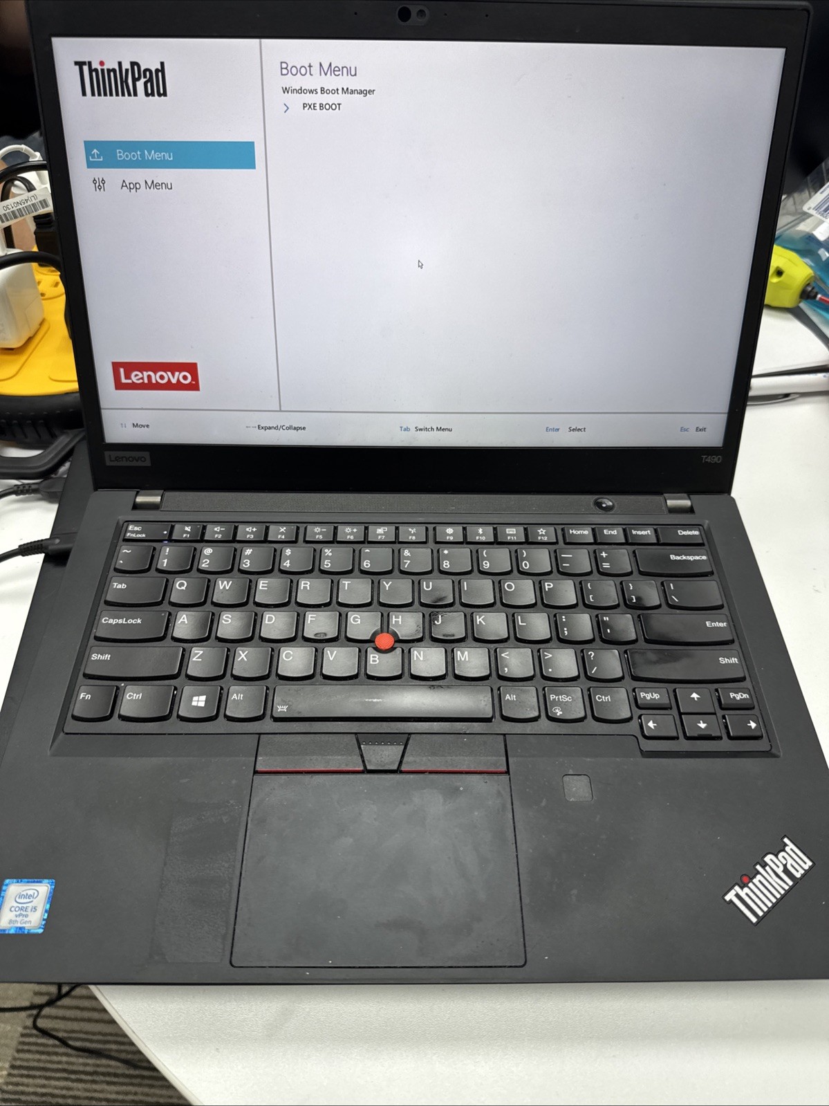 lenovo thinkpad T490s i5 (boots to bios)