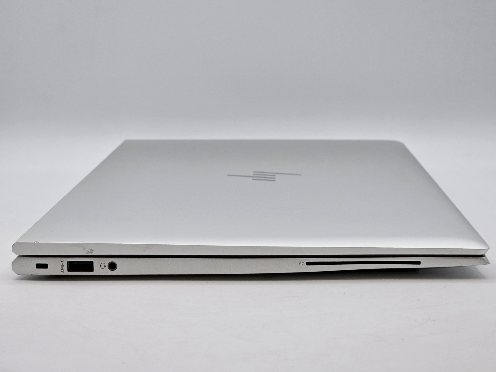 HP ELITEBOOK 855 G8 15″ FHD Touch RYZEN 7 PRO 5850U 512GB SSD 16GB W11P Backlit