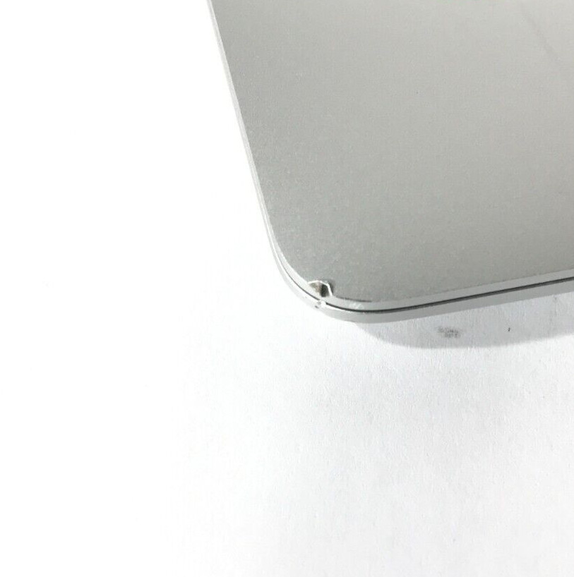 Apple Macbook Air 13″ 2020 M1 8/7 Core @ 3.2GHz 16GB 256GB 2560 x 1600 *Grade C*